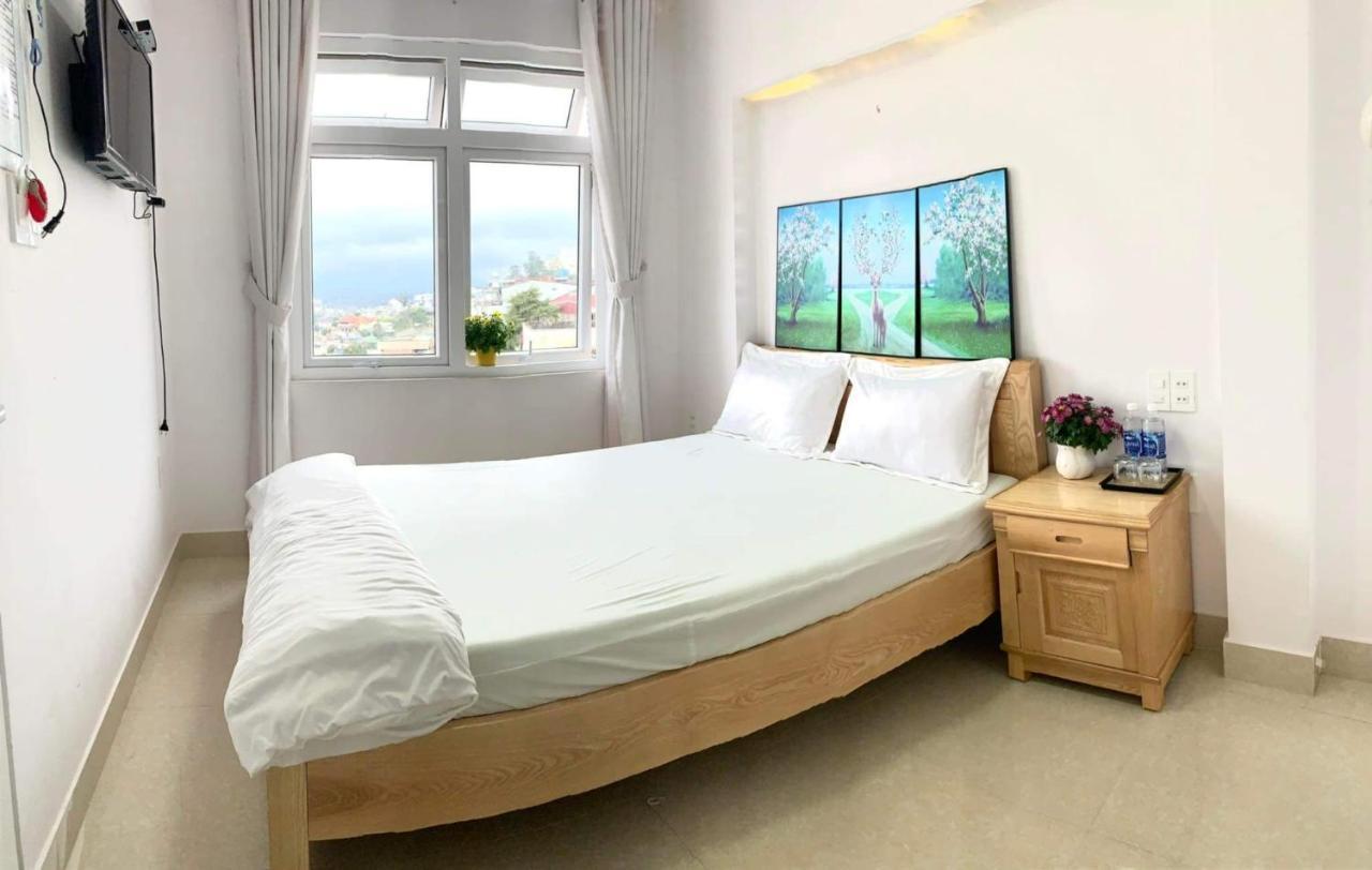 Hotel Daisy Dalat House Esterno foto