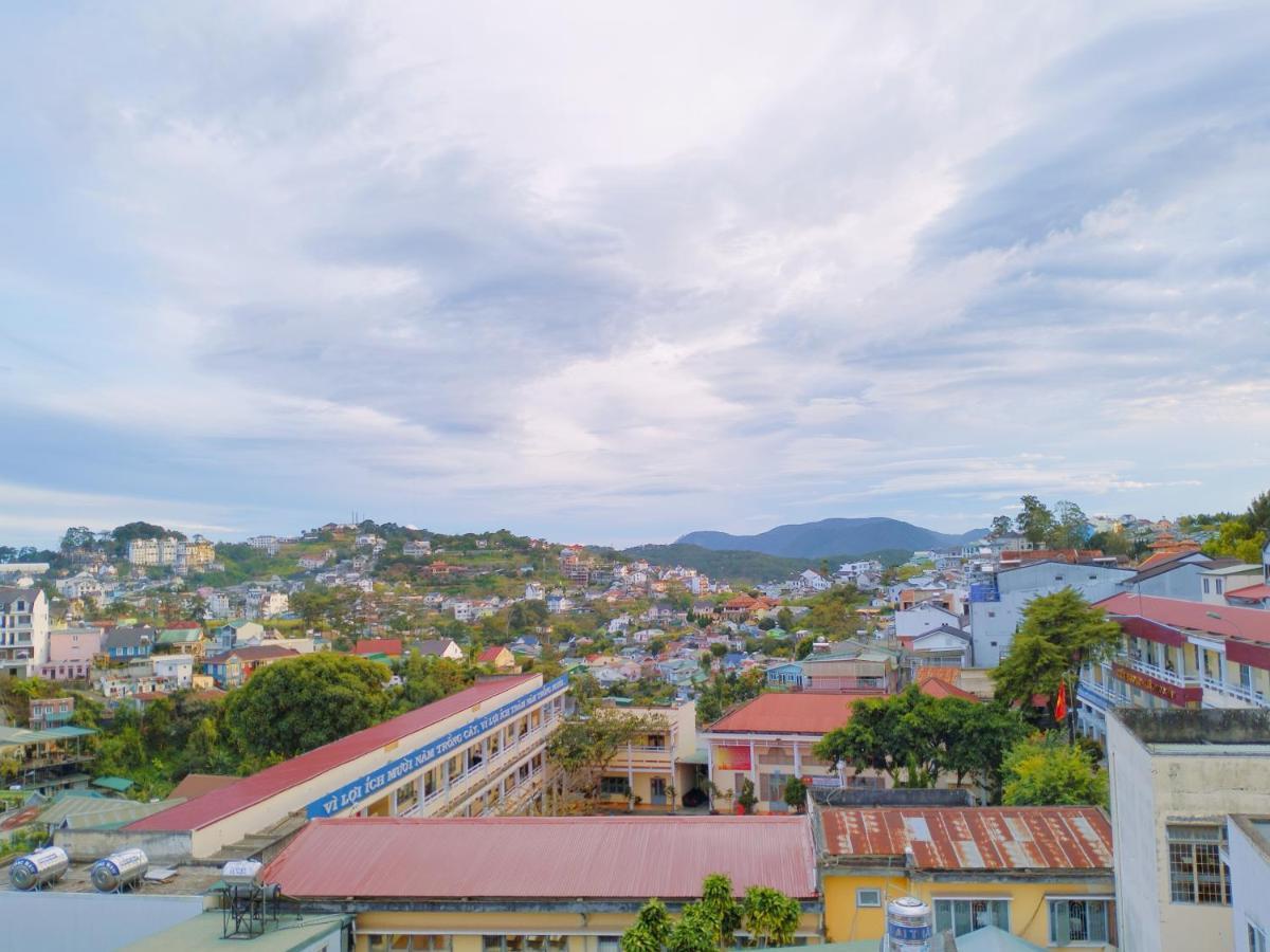 Hotel Daisy Dalat House Esterno foto