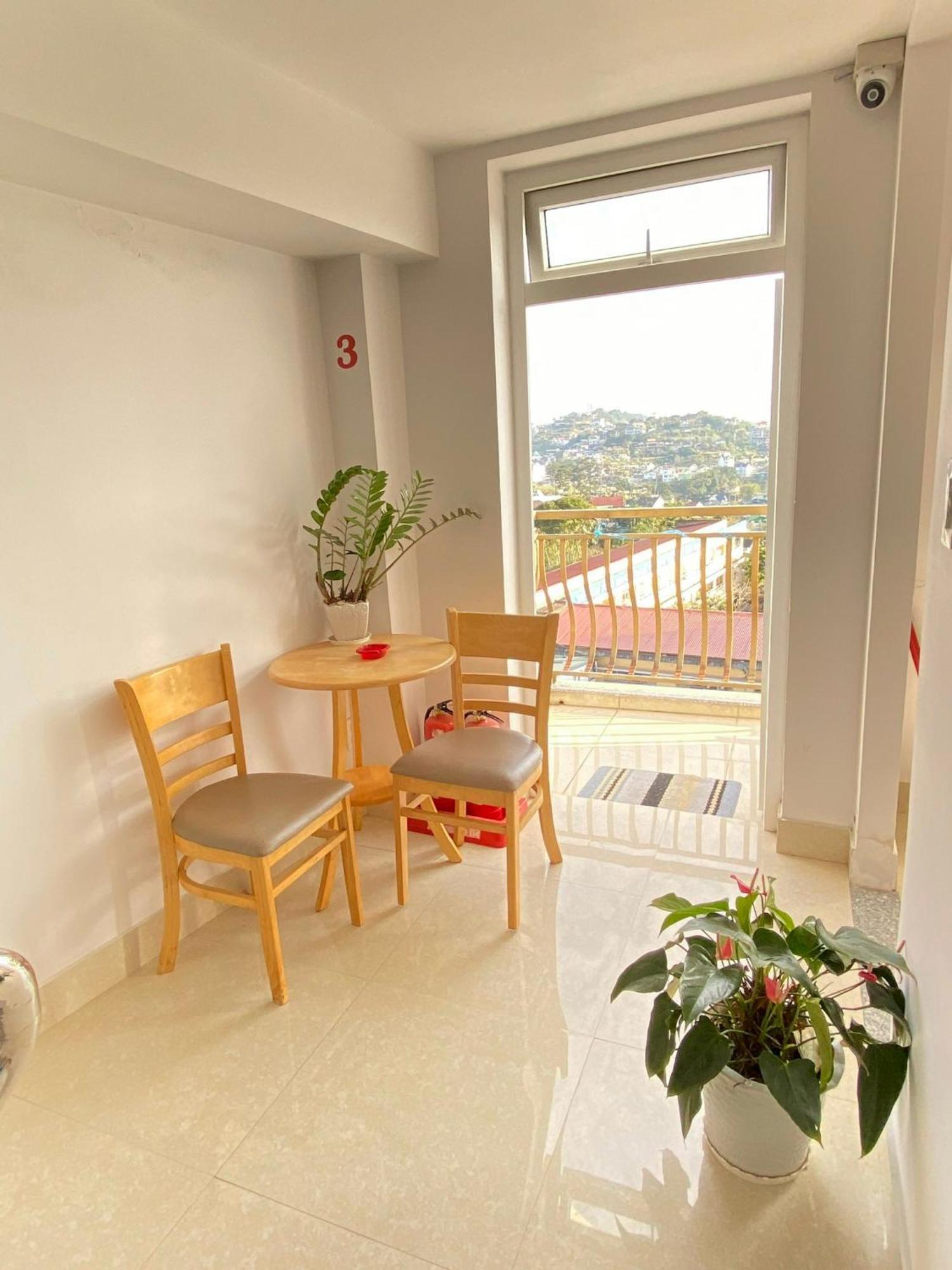 Hotel Daisy Dalat House Esterno foto